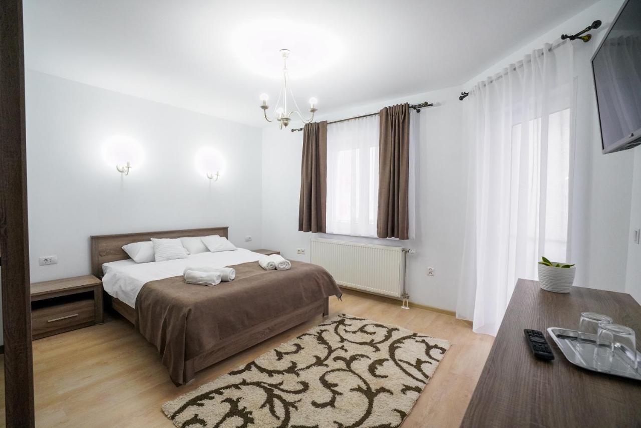 Hotel Casa Alessias Vişeu de Sus Exteriér fotografie